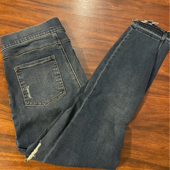 Spanx Pull-On Jean Leggings - Picture 5 of 5